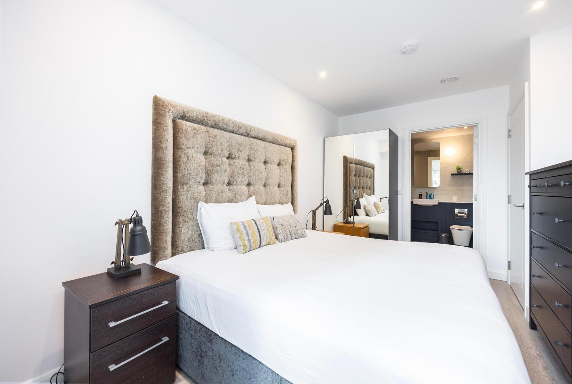 Apartamento Austin David Executive Excel Londres Exterior foto